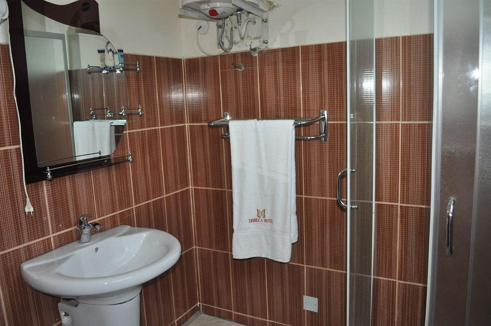 אקרה Tribeca Hotel Ghana מראה חיצוני תמונה