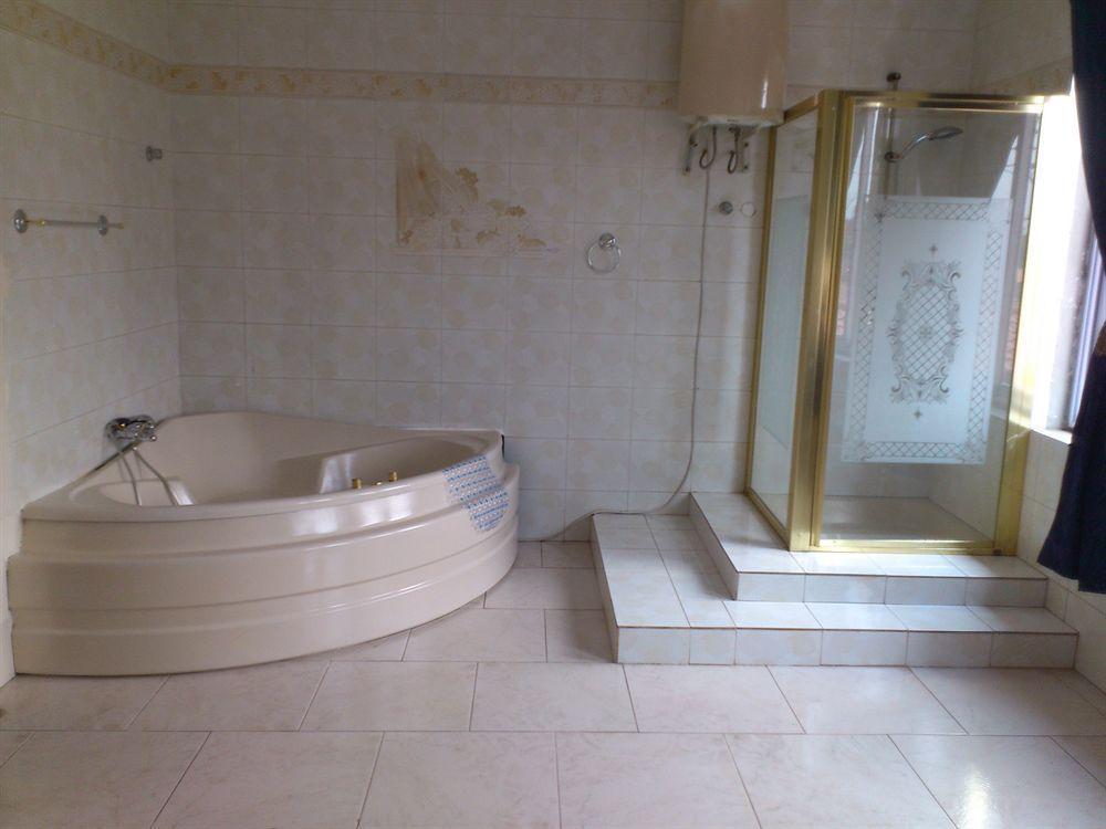 אקרה Tribeca Hotel Ghana מראה חיצוני תמונה