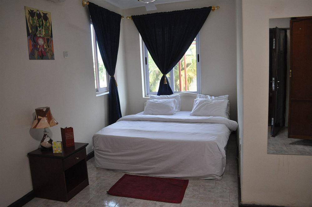 אקרה Tribeca Hotel Ghana מראה חיצוני תמונה